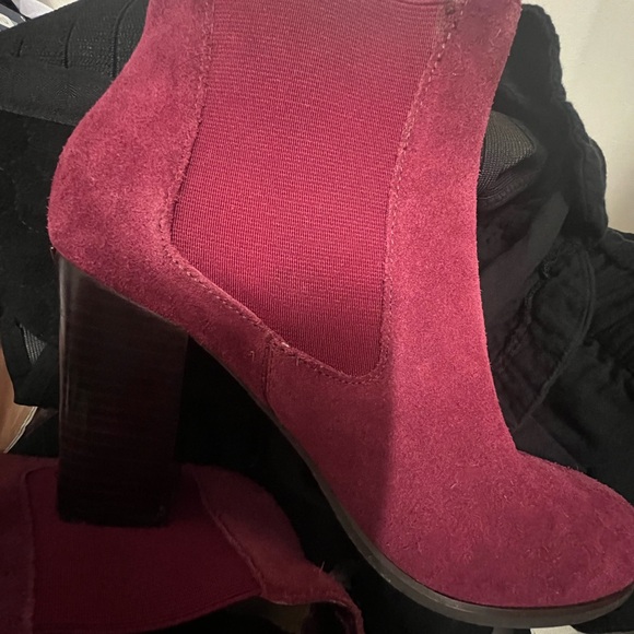 Mk Size 9 Burgundy Booties - Picture 2 of 3